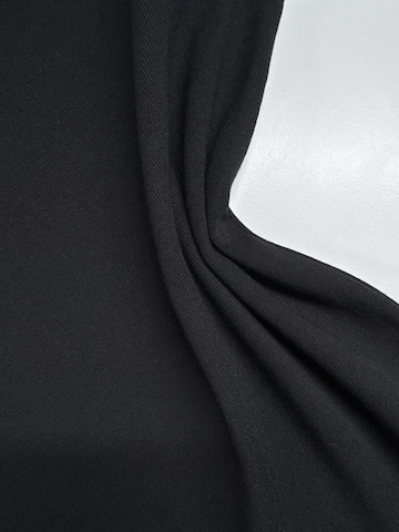 QWX2 Oversized shirt 'Watch Me' in Black