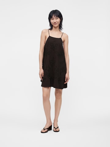Robe d’été 'MIA' TOPSHOP en marron
