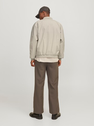 Giacca di mezza stagione 'JJECharge' di JACK & JONES in grigio