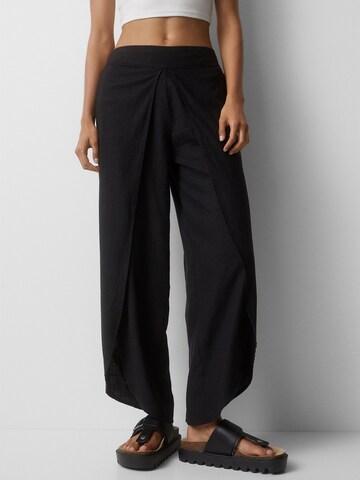Pull&Bear Wide Leg Hose in Schwarz: Vorderseite