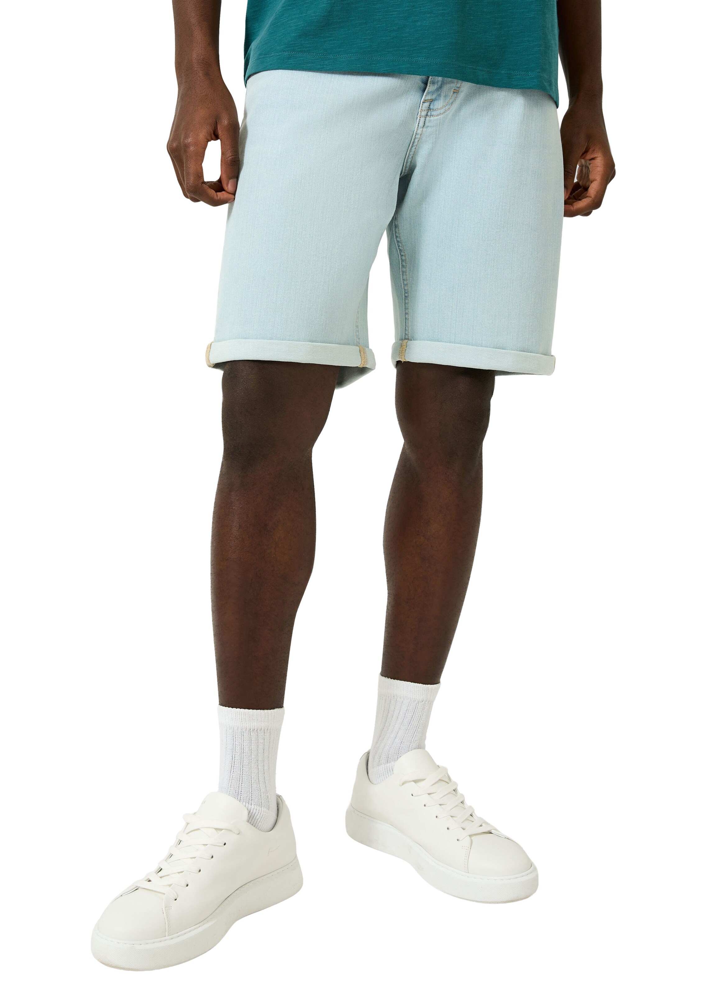 QS Regular Jeans 'John' in Blauw: voorkant