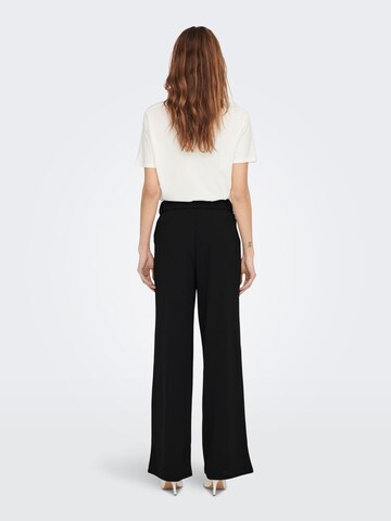 ONLY Regular Pleated Pants in Black