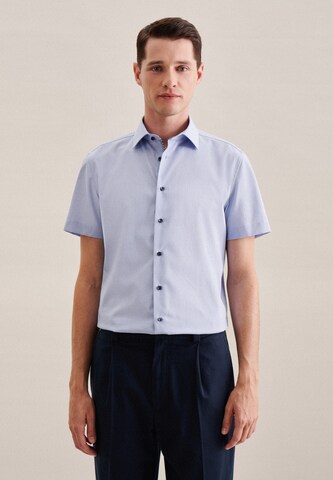 Coupe regular Chemise business SEIDENSTICKER en bleu : devant