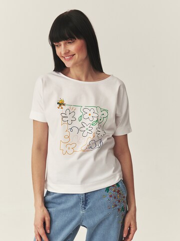Tricou 'Lali 1' de la TATUUM pe alb: față