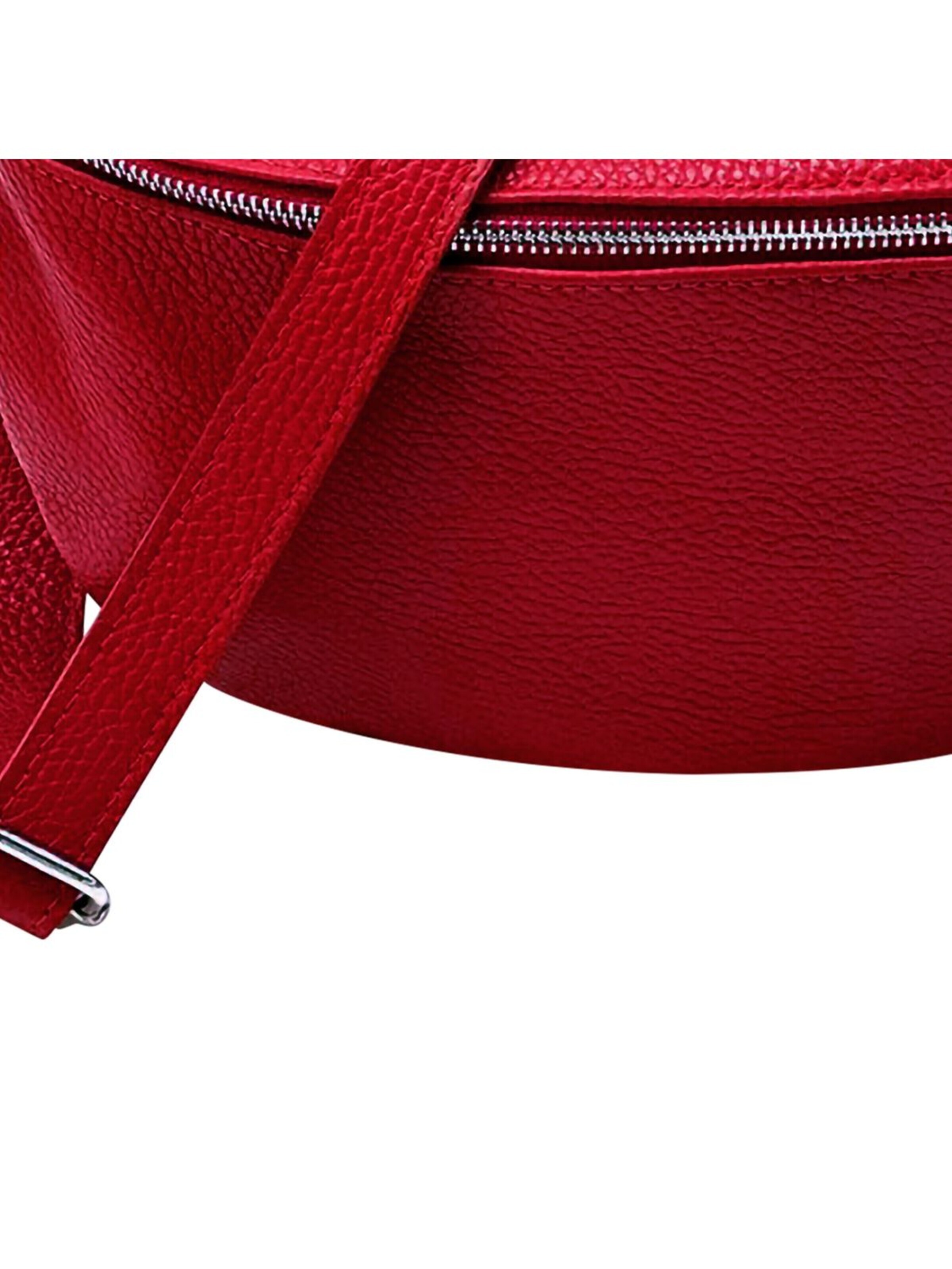 Florence Heuptas in Rood
