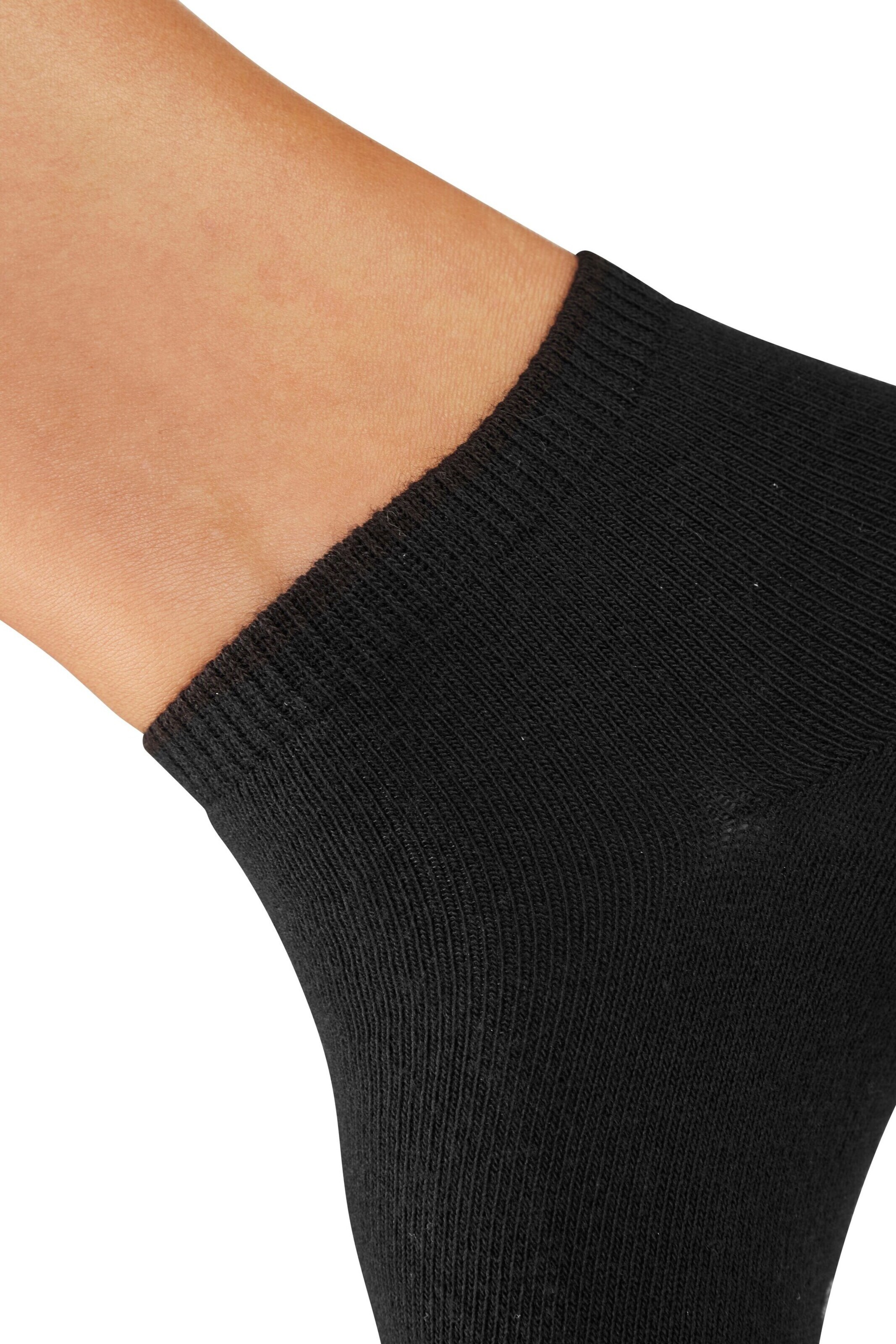 H.I.S Socks in Black