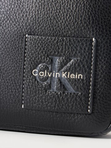 Calvin Klein Чанта за през рамо тип преметка 'BOLD' в черно
