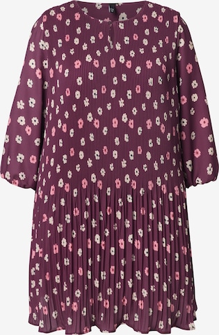 Ulla Popken Mekko värissä punainen: etupuoli