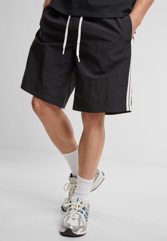 Urban Classics Board shorts in Black
