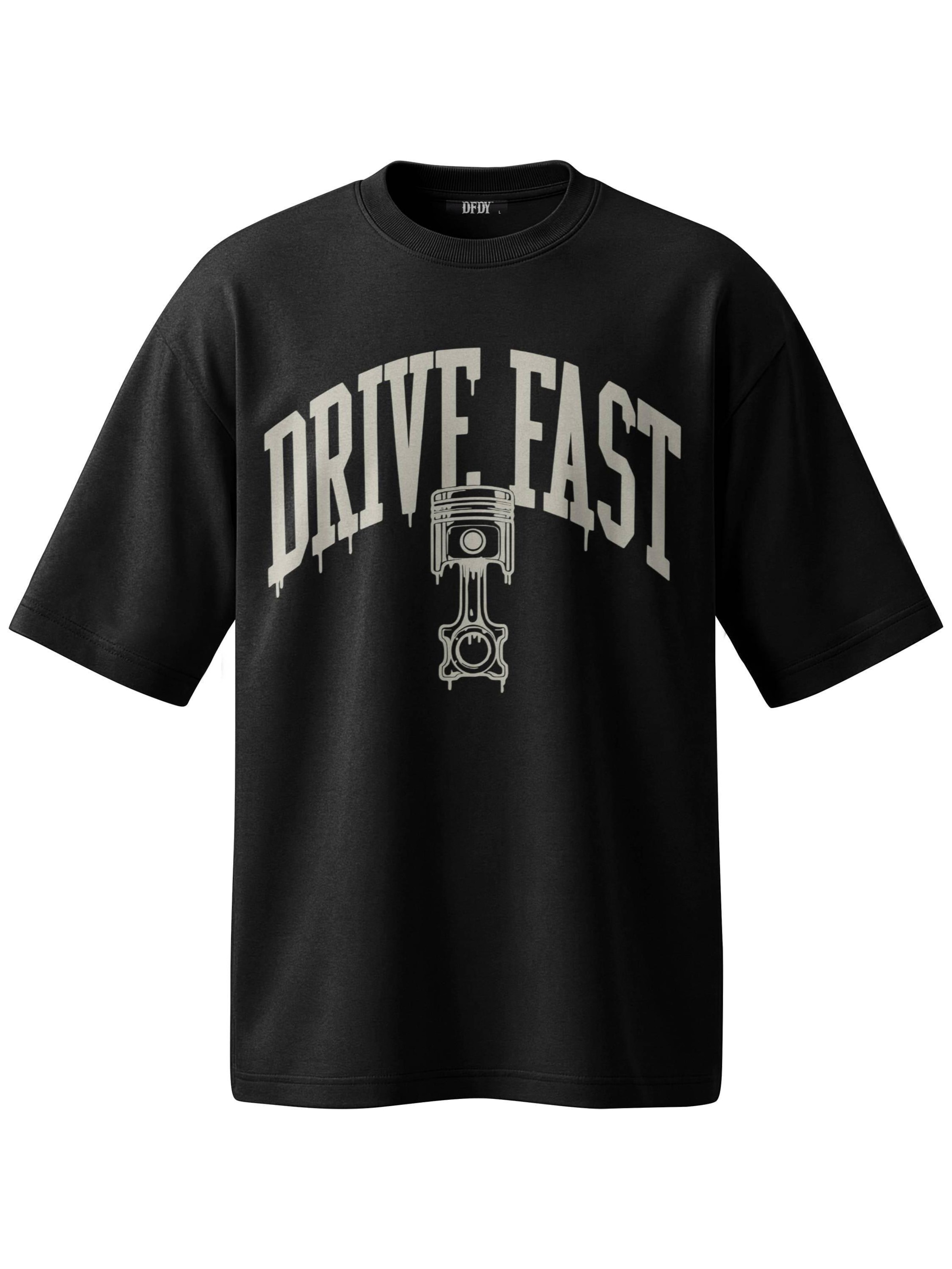 DriveFastDieYoung Shirt 'Piston' in White: front