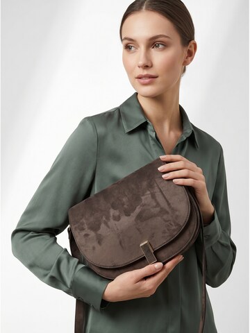 Borsa a spalla 'Borsa a Spalla Donna Bruno Magli Kate Eco-Pelle Nera con Fibbia' di Bruno Magli in marrone