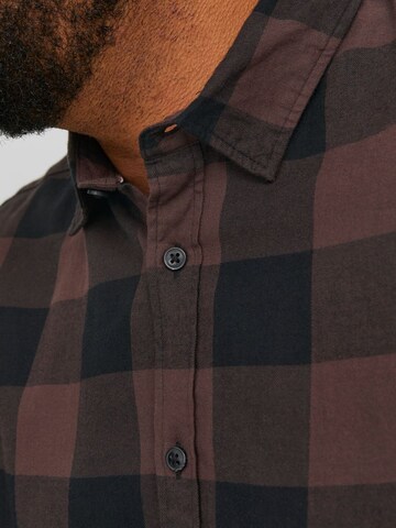 Comfort fit Camicia 'JJEGINGHAM' di Jack & Jones Plus in blu