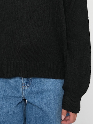 PIECES Пуловер 'PCMALOU' в черно
