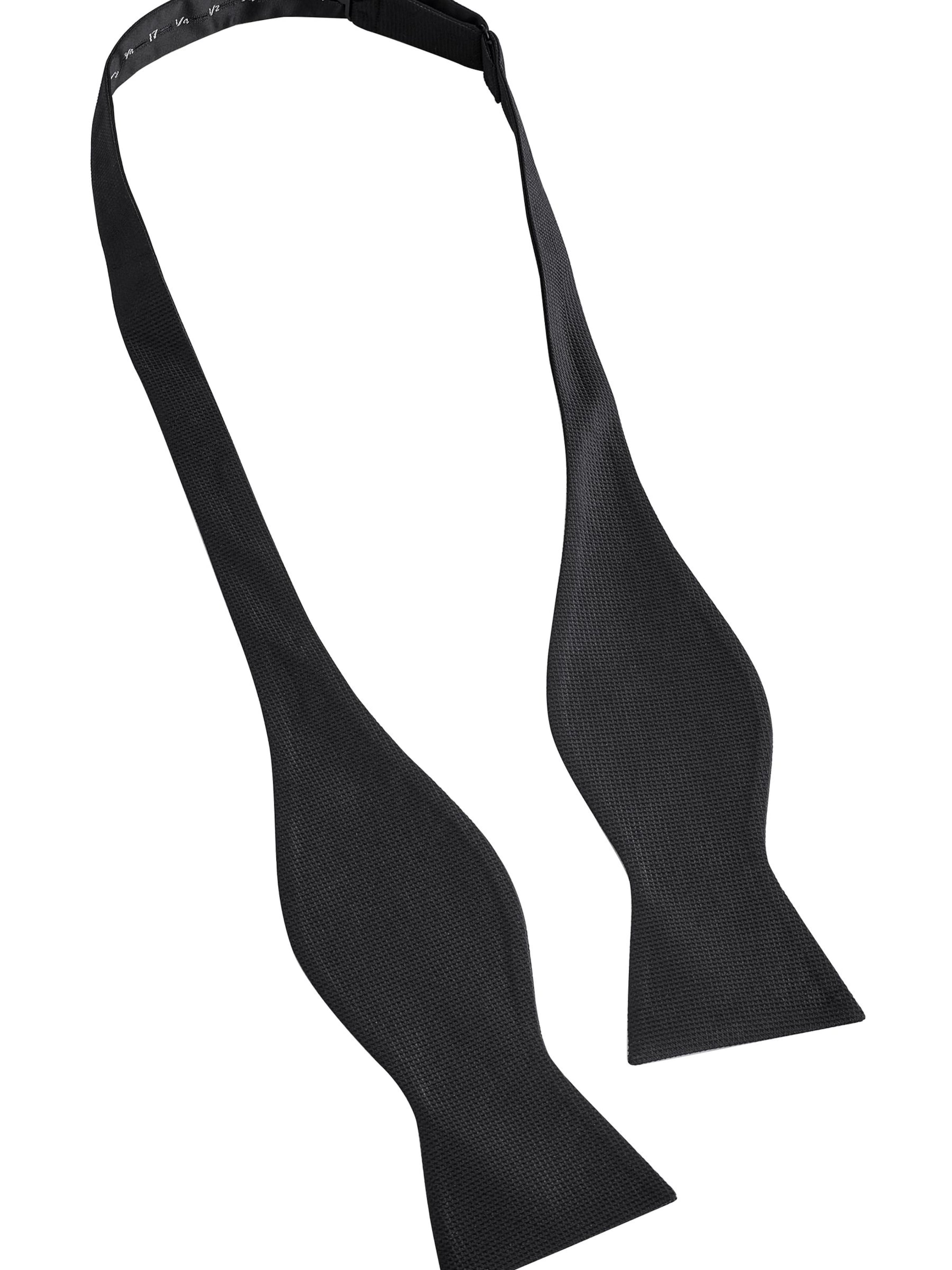 Next Бабочка в Черный