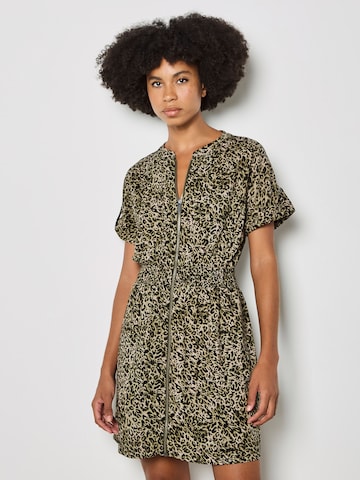 Abito ' ' di Apricot in verde: frontale