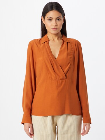 ESPRIT - Blusa en marrón: frente