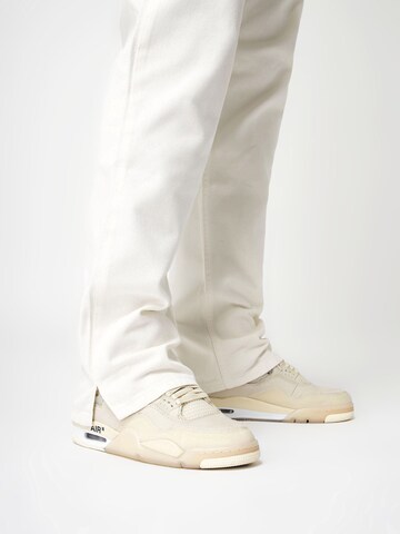 EIGHTYFIVE regular Jeans 'Garbadin' i hvid
