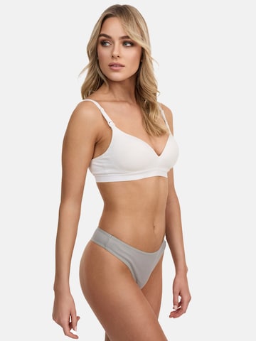 Tazzio String 'F933' in Grau