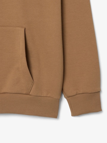 LACOSTE Sweatshirt in Brown