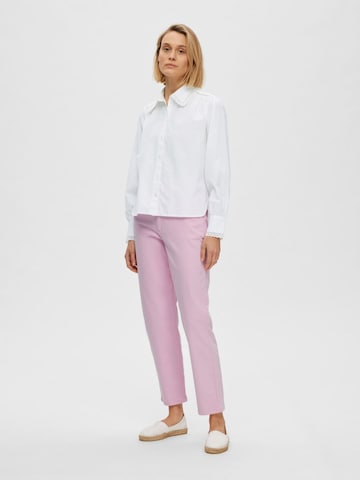 SELECTED FEMME - Regular Calças chino 'Marina' em rosa