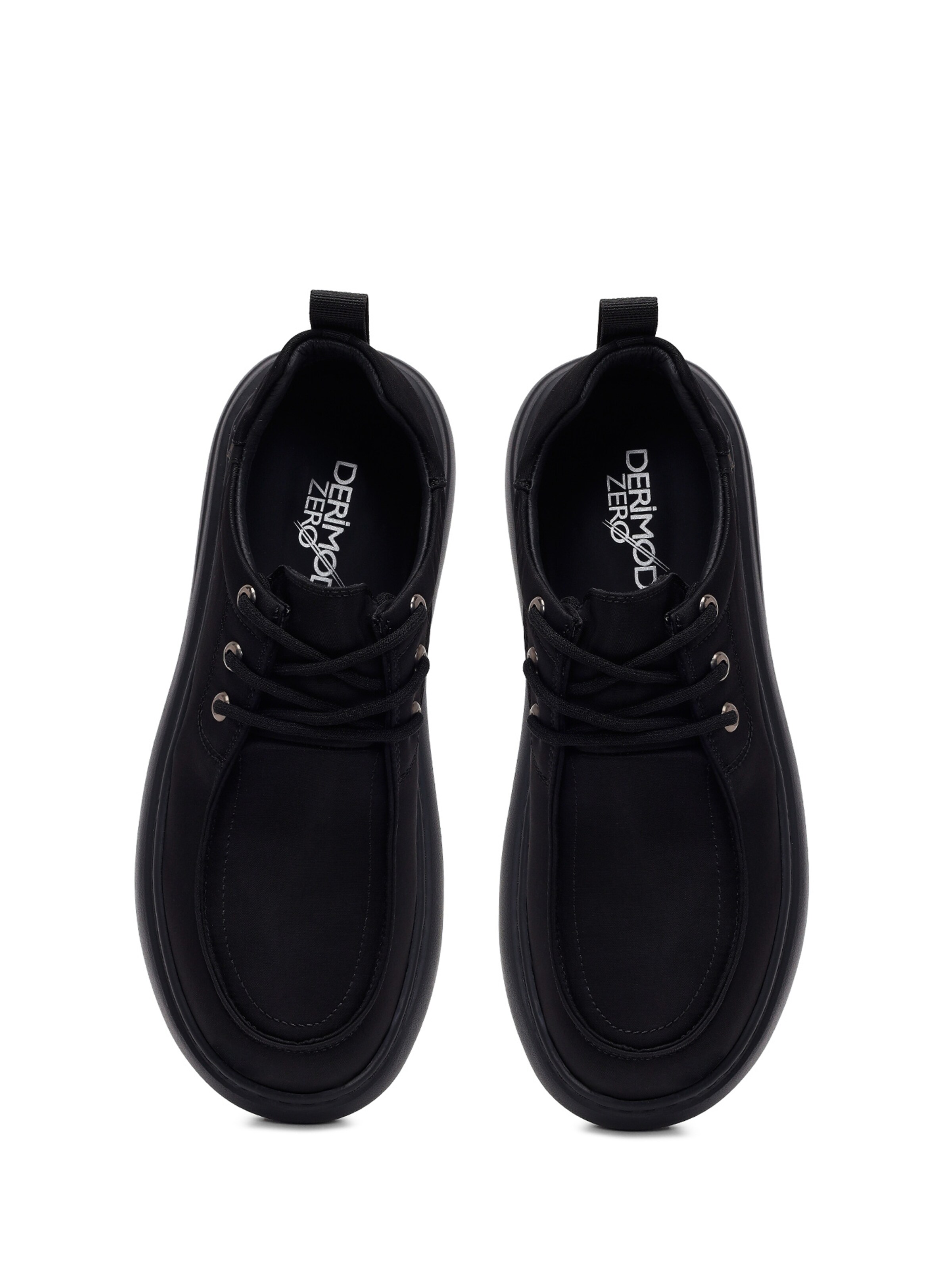 Derimod - Sapato com atacadores em preto