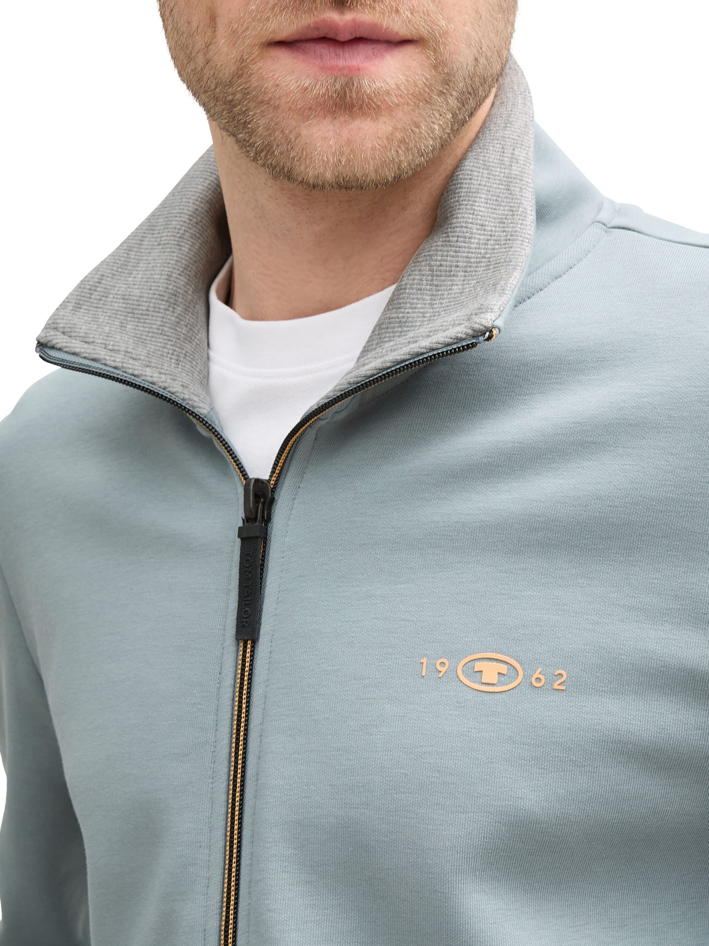 TOM TAILOR - Casaco em moletão em verde