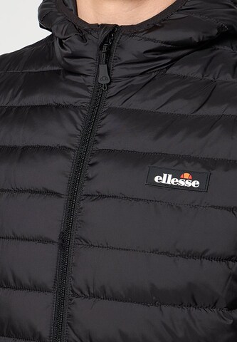 ELLESSE - Chaqueta deportiva 'MATTAWA' en negro