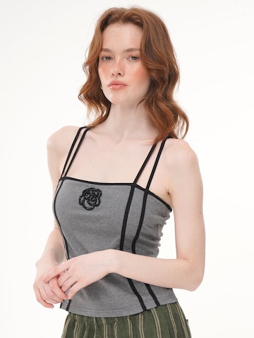 yoligex Top in Grey