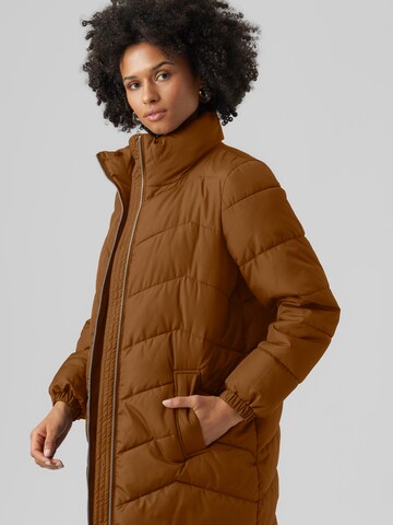 VERO MODA - Sobretudo de inverno 'Liga' em castanho