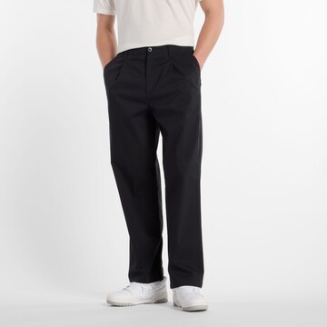 new balance Loose fit Pleat-Front Pants 'Athletics' in Black: front