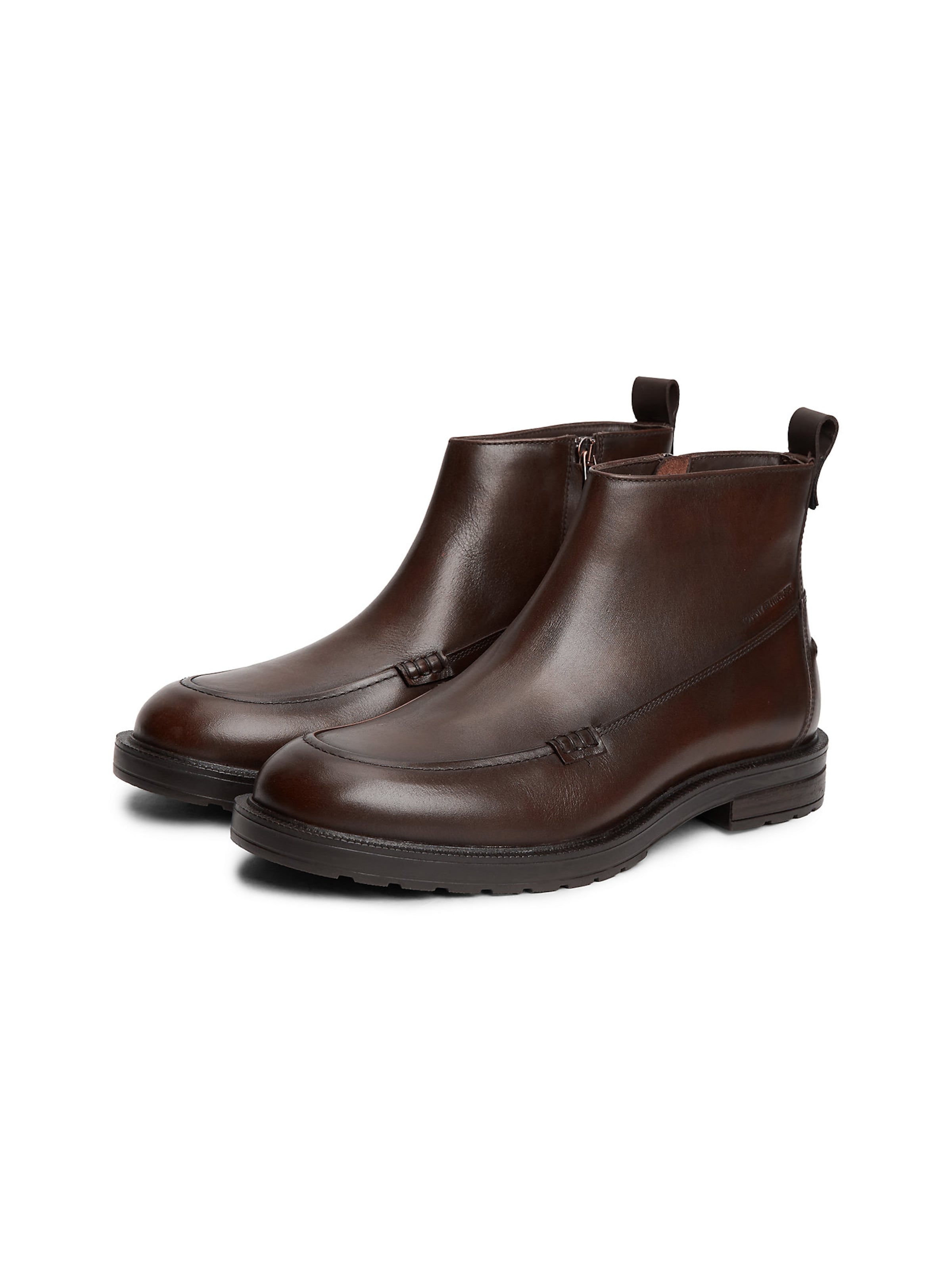 TOMMY HILFIGER Boots in Brown