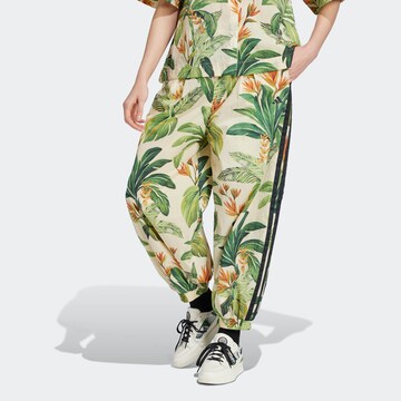 ADIDAS SPORTSWEAR Tapered Παντελόνι φόρμας 'Adidas x FARM Rio' σε μπεζ: μπροστά