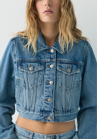 Geacă de primăvară-toamnă de la Pull&Bear pe albastru