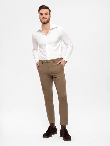 Coupe slim Pantalon Antioch en marron