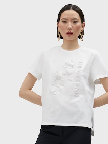 T-shirt Lola Casademunt en blanc : devant