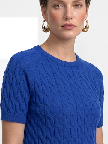 Rich & Royal Sweater in Blue