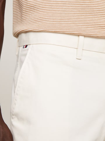 Regular Pantalon chino 'Denton' TOMMY HILFIGER en beige