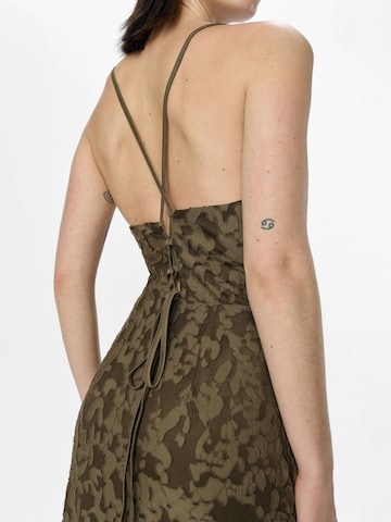 Robe OBJECT en marron
