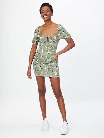 Missguided - Vestido em verde