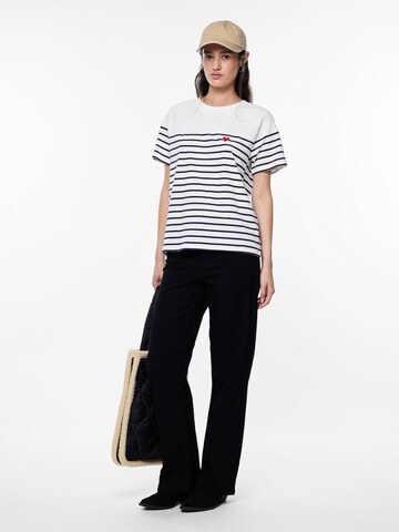 PIECES Shirt 'SVIA' in Weiß