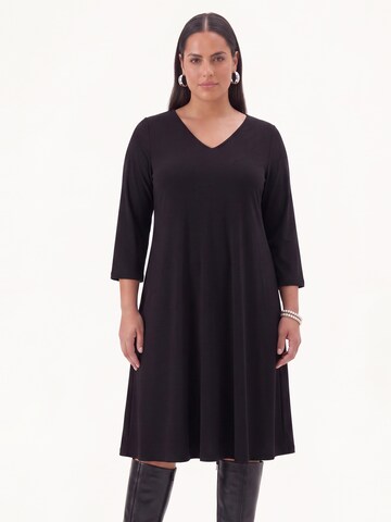 Robe YOEK en noir