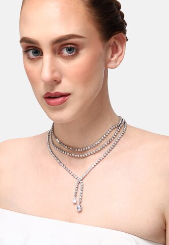 SOHI Necklace in Silver: front