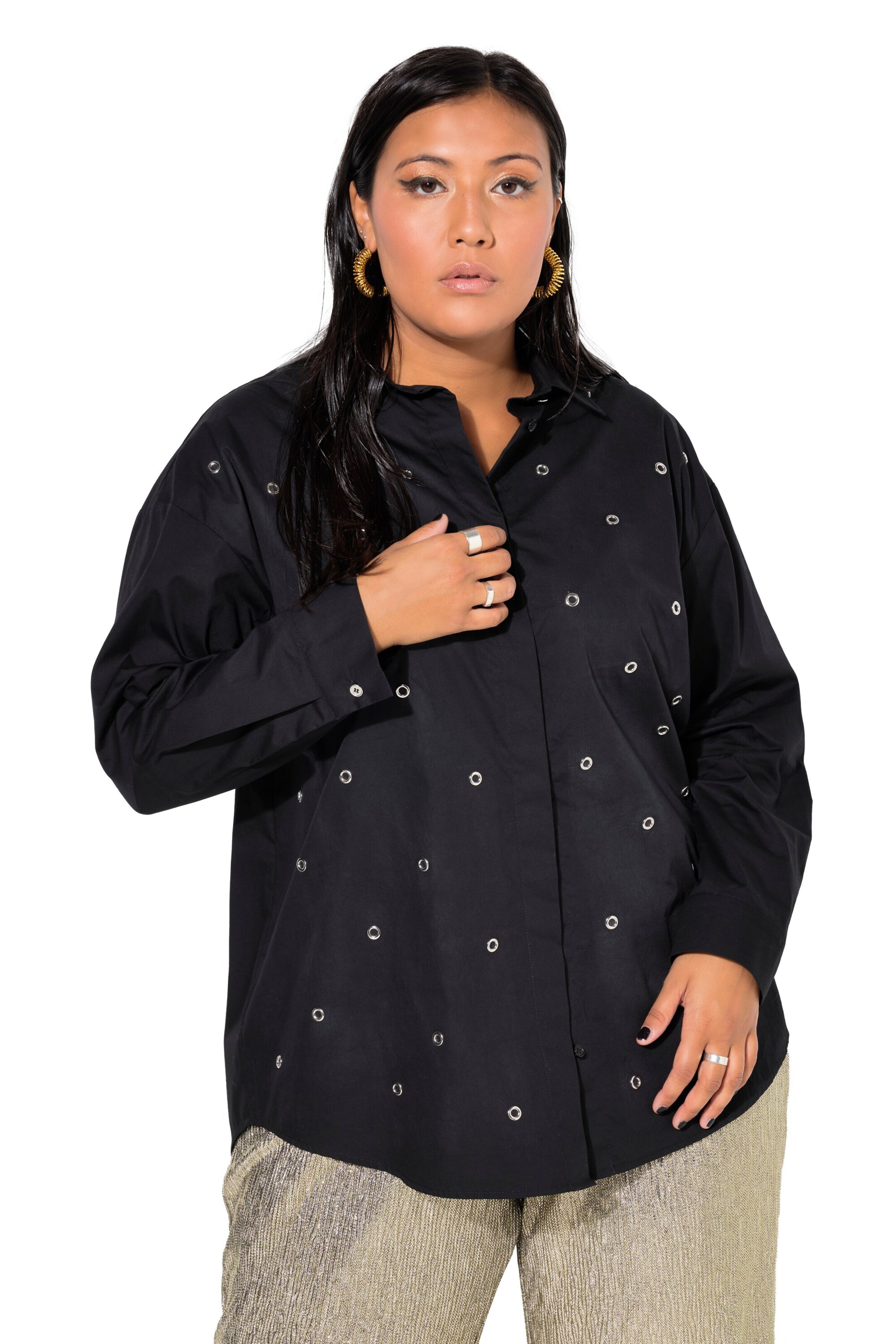 Studio Untold Blouse in Black: front