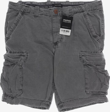 River Island Shorts in 32 in Grey: front