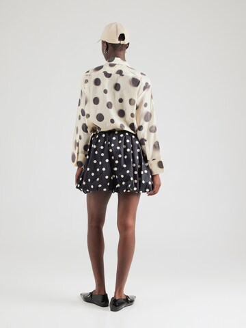 Gonna di & Other Stories in nero