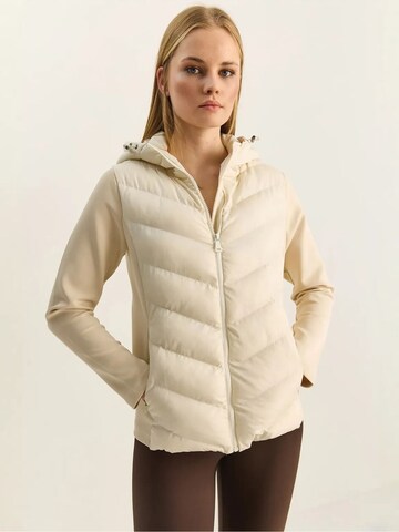 Veste d’hiver Bianco Lucci en beige