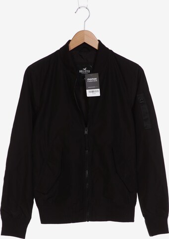 HOLLISTER Jacket & Coat in XS in Black: front