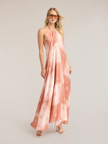 Robe MOTIVI en rose