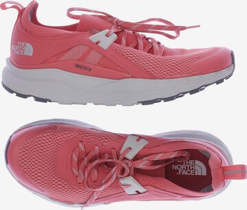 THE NORTH FACE Sneakers & Trainers in 39,5 in Pink: front