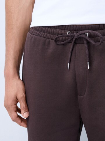 Regular Pantaloni de la Next pe maro